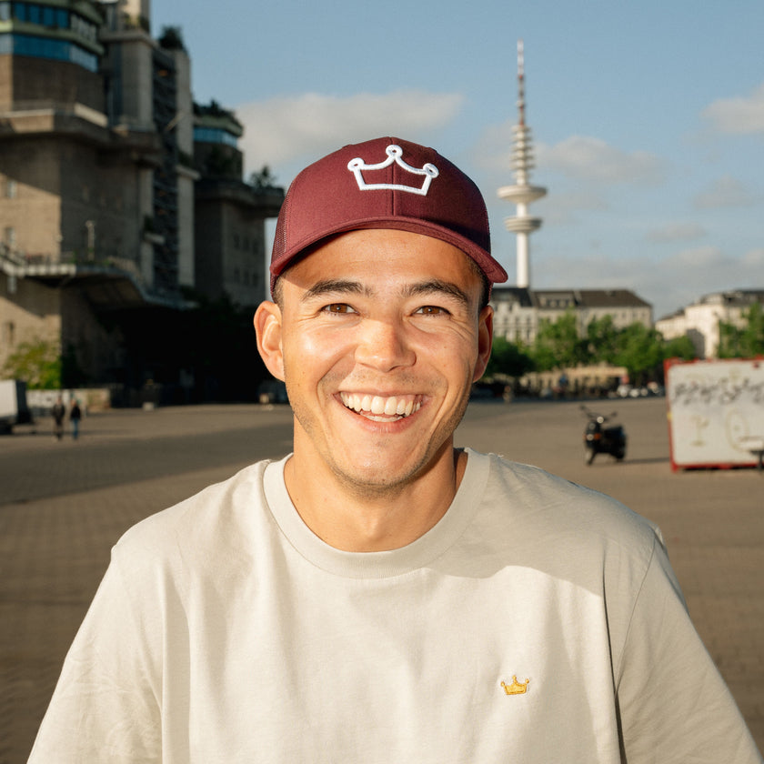 QKOTC Trucker Cap Crown 2025 - Burgundy Red