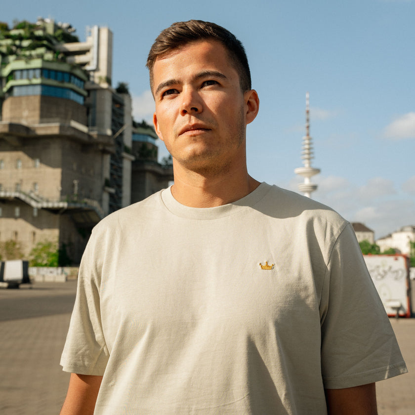 QKOTC T-Shirt Hamburg 2025 - Sage - Unisex